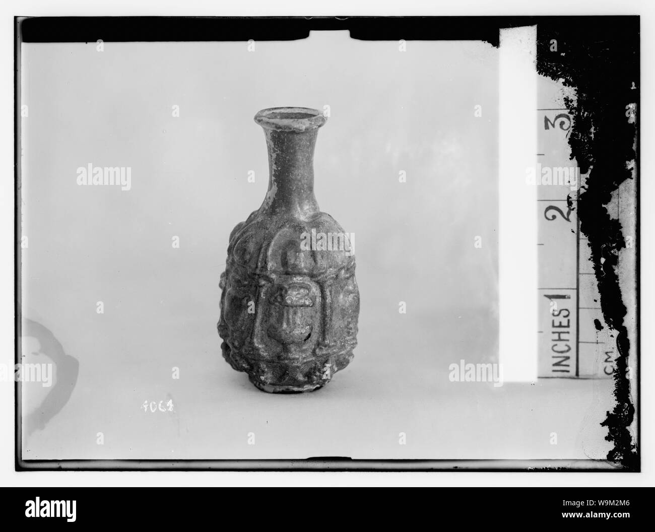 Antique and crafts hi-res stock photography and images - Alamy