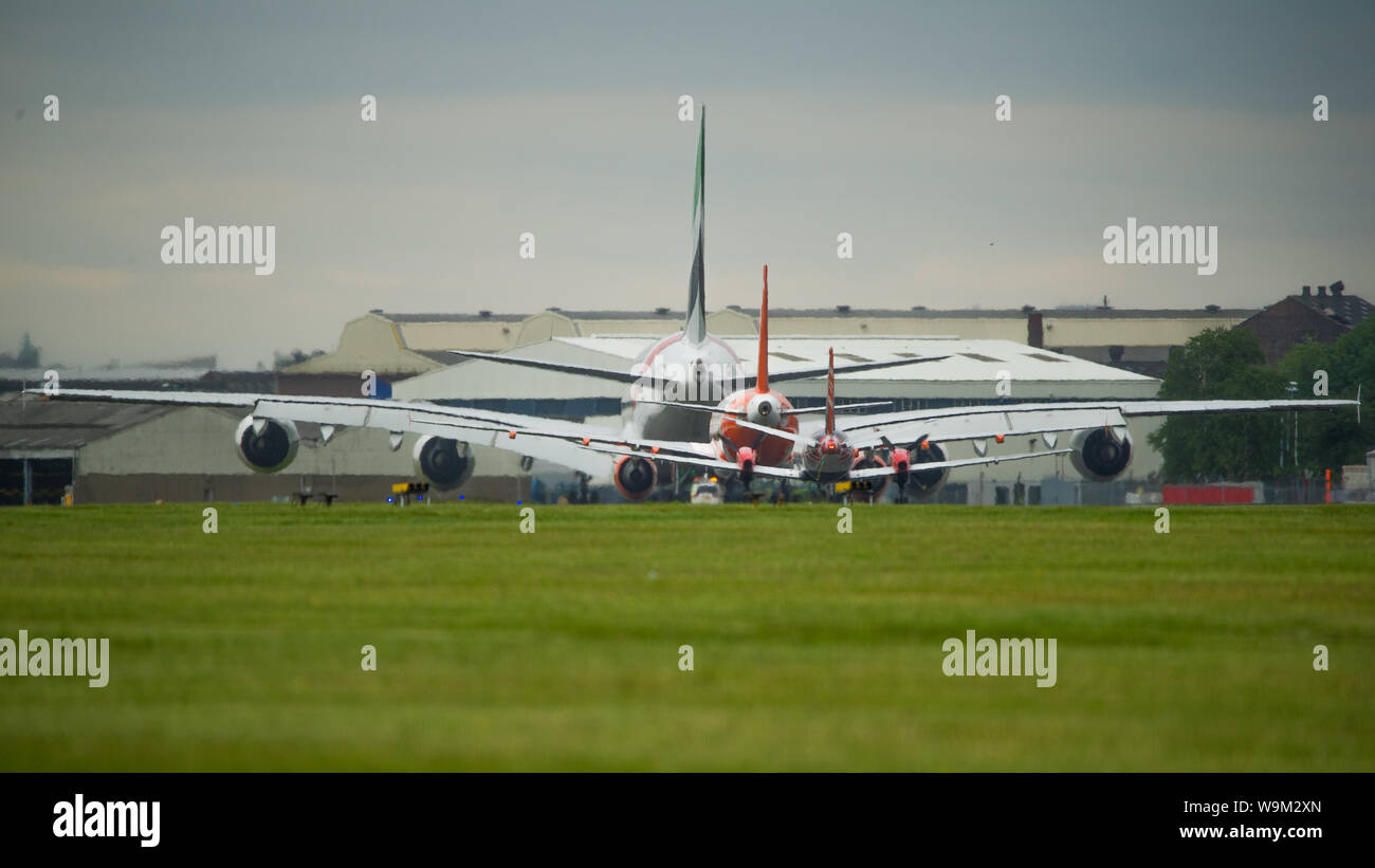 Rear view a380 jet aircraft hi-res stock photography and images - Alamy
