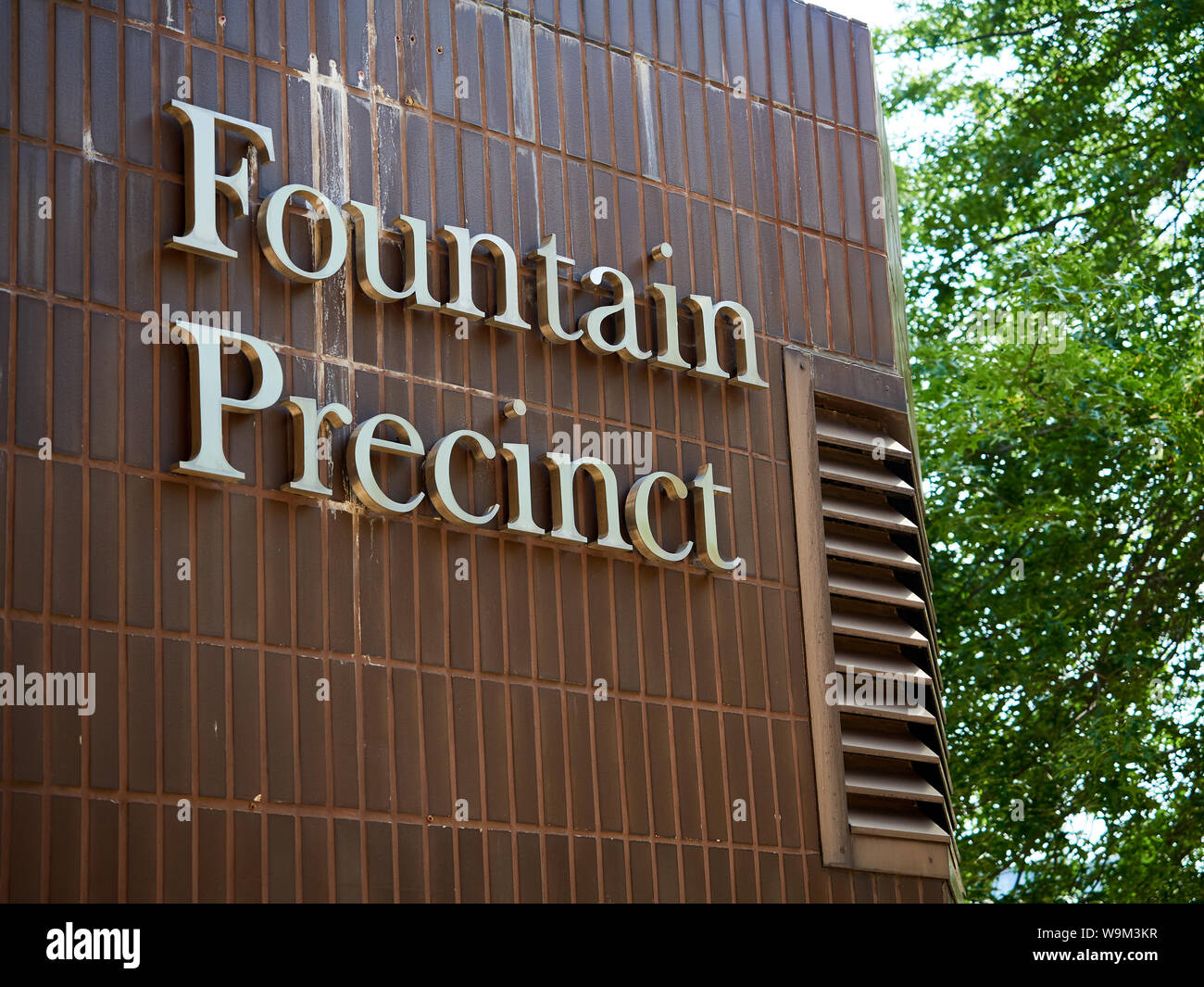 Entrance sign for Fountain Precinct - 1970s built office complex, Barkers Pool, Sheffield Stock Photo