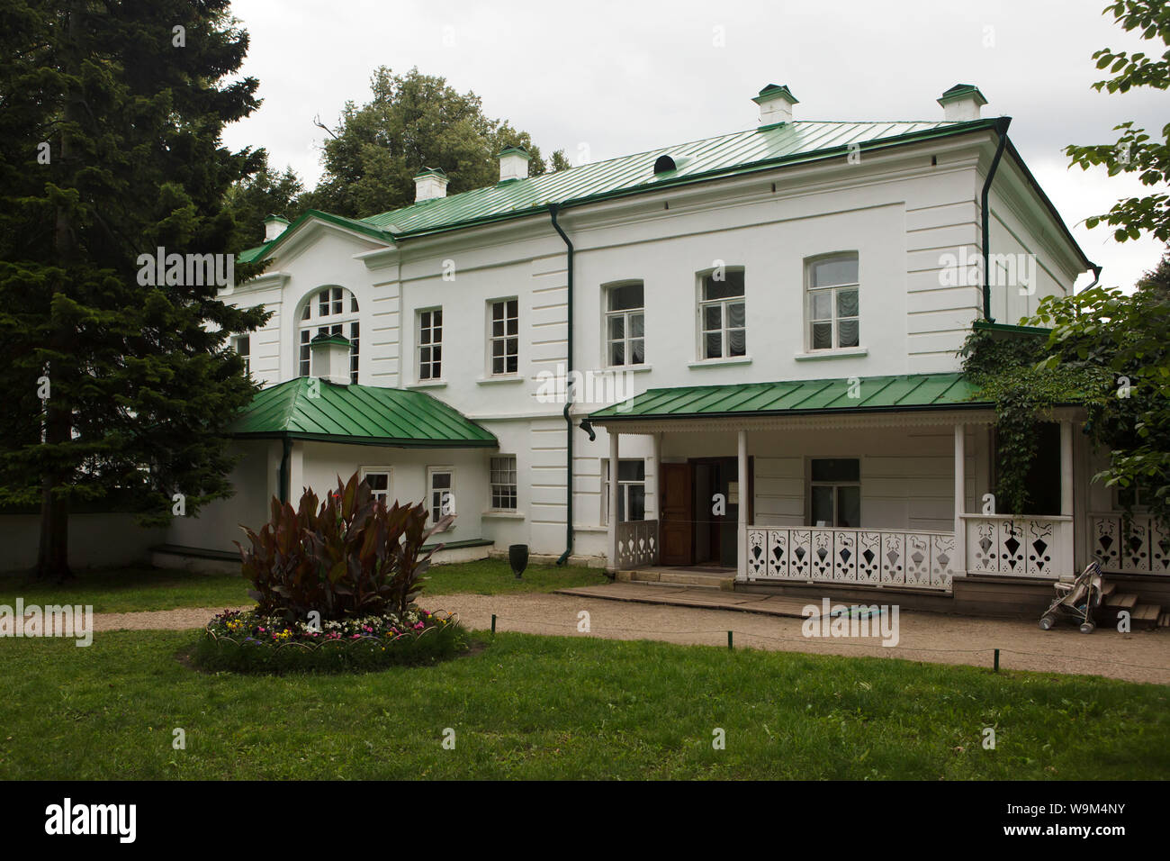 House of Russian writer Leo Tolstoy in his memorial estate in Yasnaya Polyana near Tula, Russia. Stock Photo