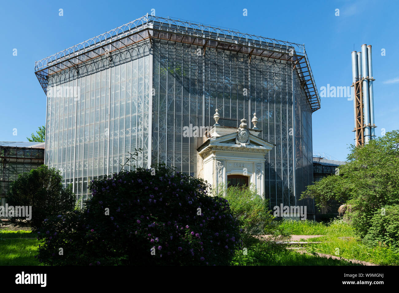 Peter The Great Botanical Garden Glass House And Lenin Botanic