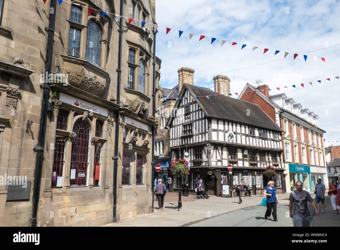 Llwyd Mansion,timber-framed,building,in,centre,of,Oswestry,a,market ...