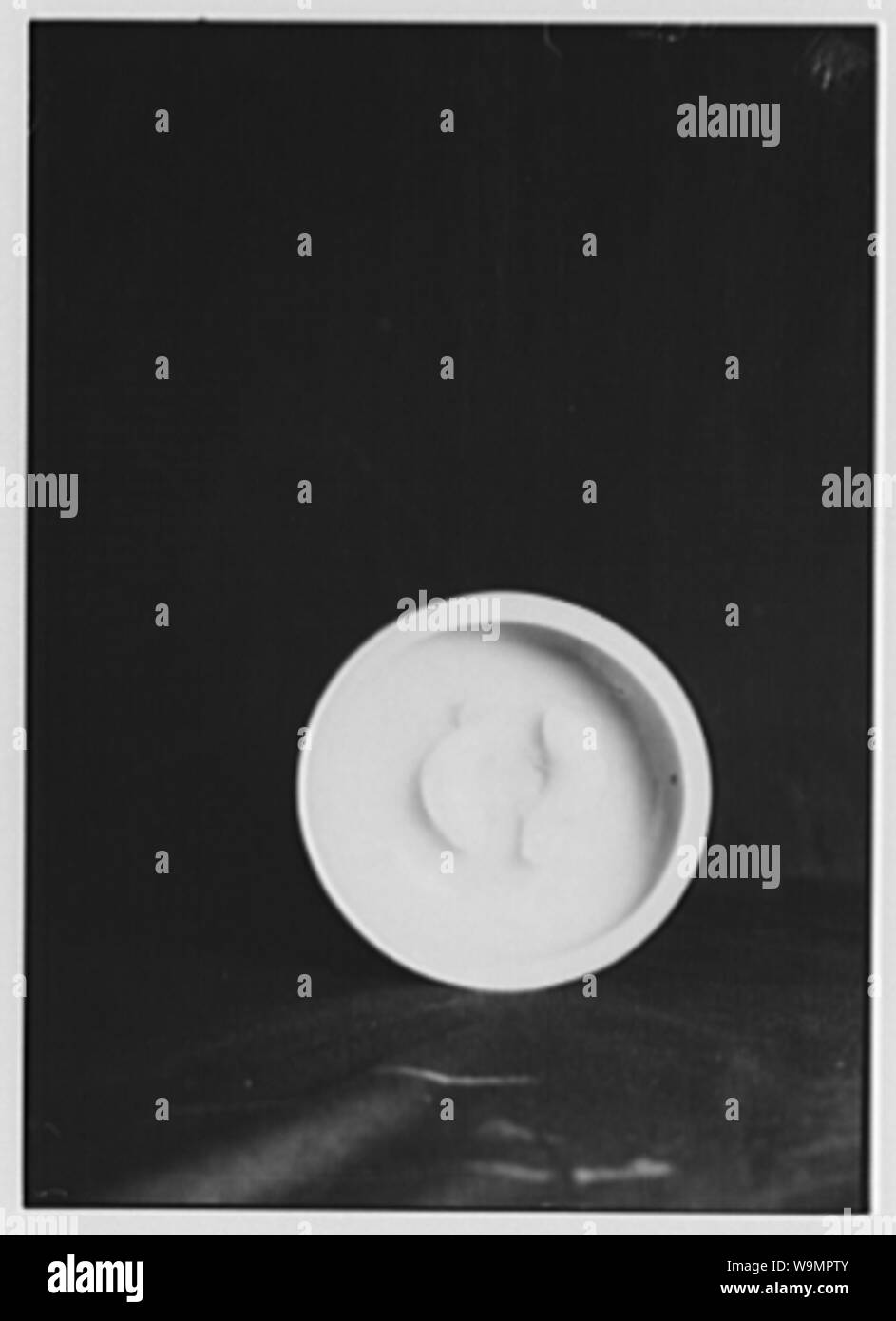 Arr Object Art object that belonged to Arnold Genthe Stock Photo - Alamy