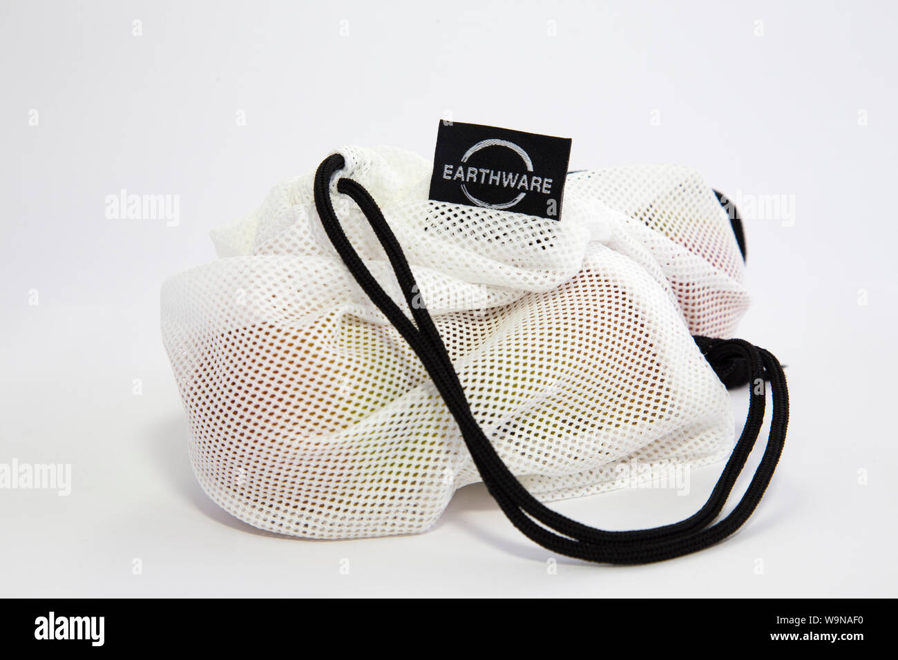 NZ apples bought from local supermarket in reusable produce bags made