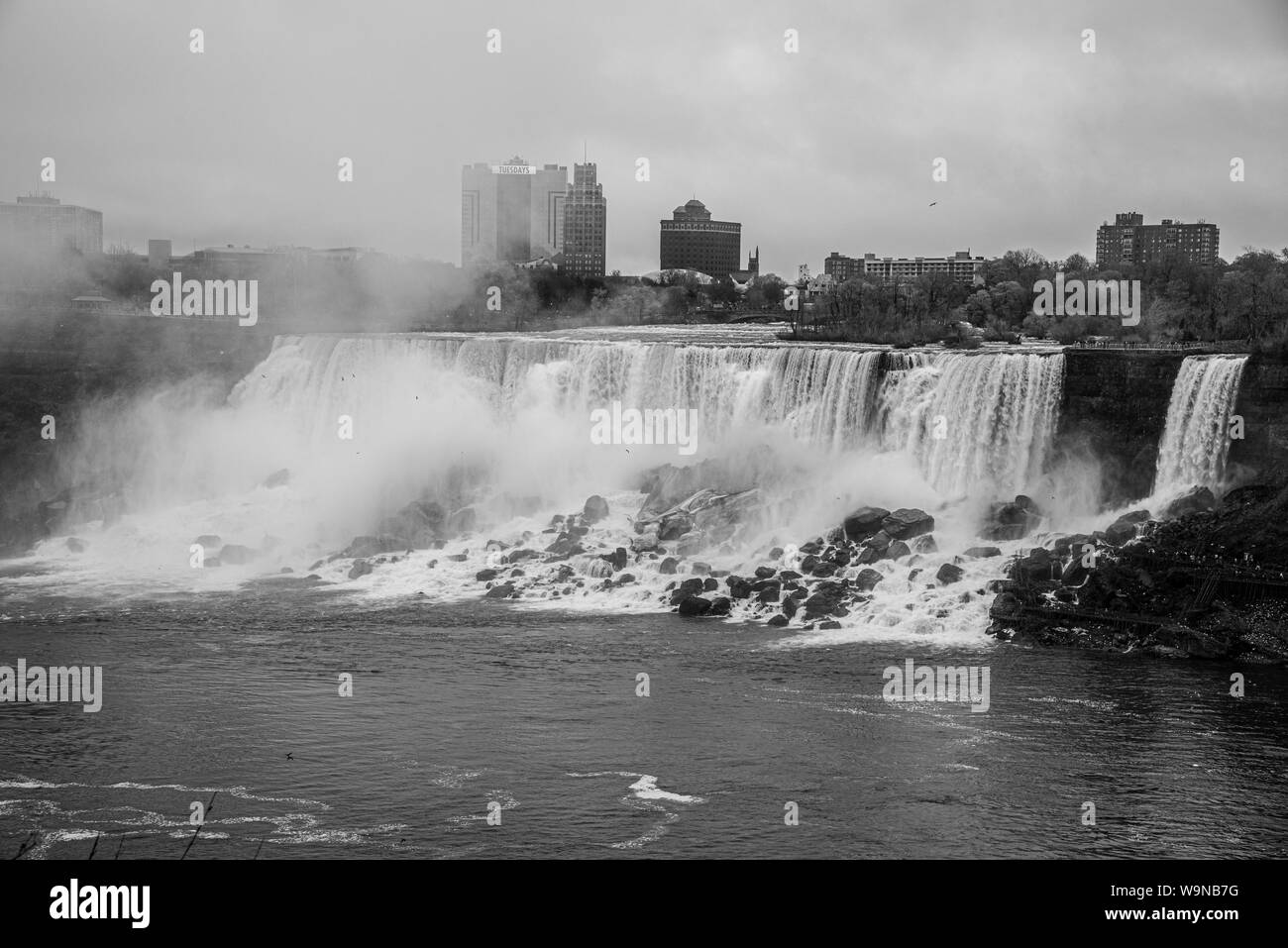 Panoramic views of Niagara falls from the Canadian side on a cloudy day Stock Photo