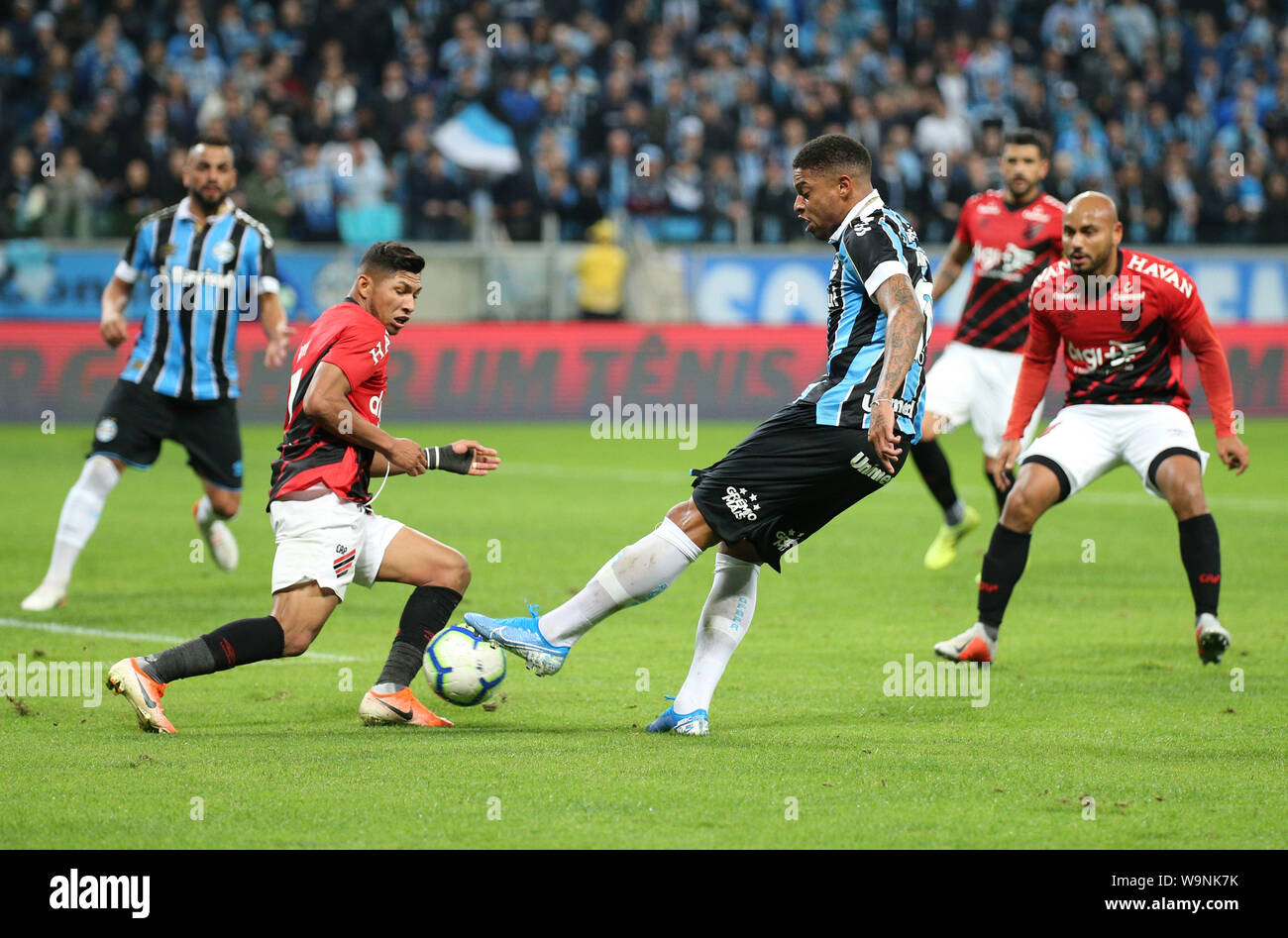 Porto Alegre, Brazil. 14th Aug, 2019. André plays bid during Grêmio vs Athletico PR. Match valid for the 2019 Brazilian Cup semifinal. Held at the Grêmio Arena on Wednesday night (14) in Porto Alegre, RS, Brazil. Credit: Raul Pereira/FotoArena/Alamy Live News Stock Photo