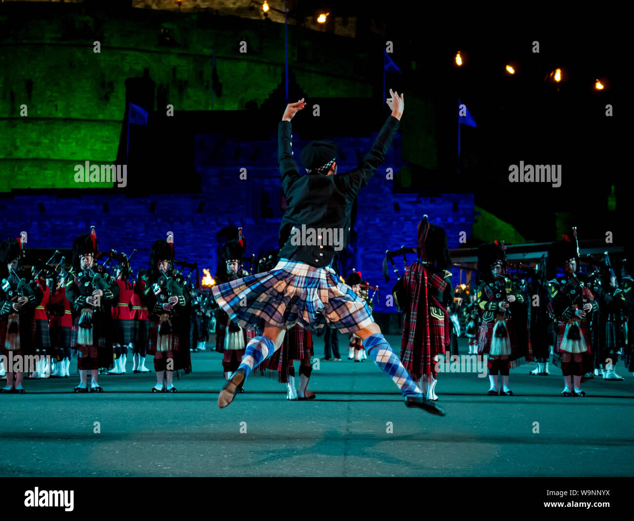 Royal dancer hi-res stock photography and images - Page 7 - Alamy, image size:1300x1068