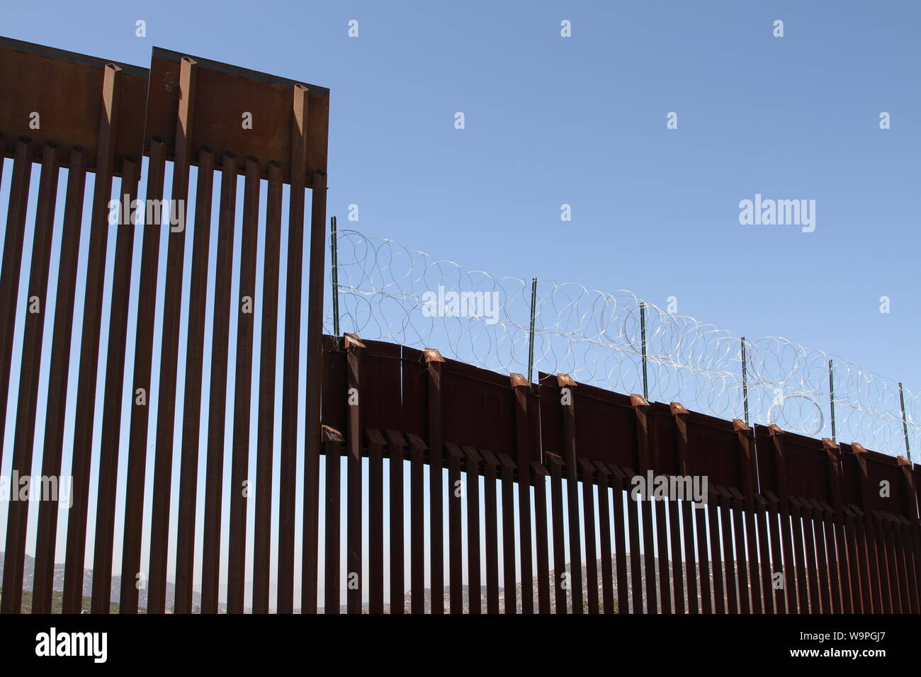 Border Contractor File U.S. Army Corps of Engineers contractors place and align concrete ...