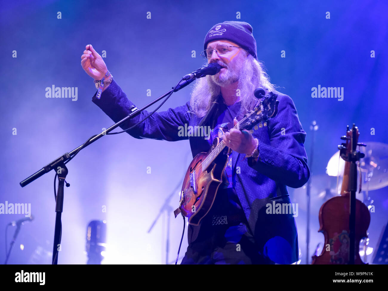 Chris leslie folk hires stock photography and images Alamy