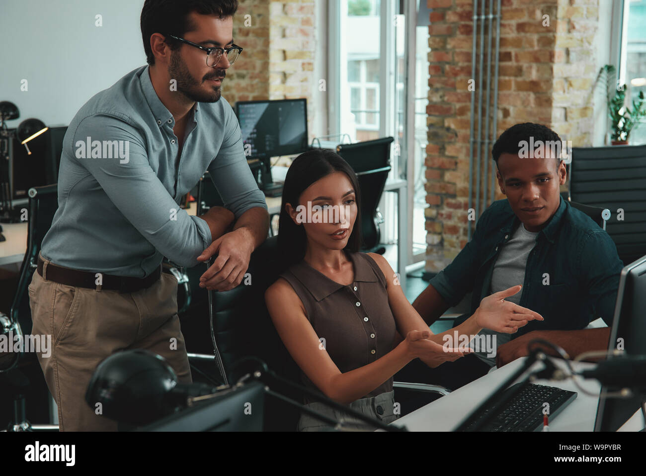 Multiethnic collaboration hi-res stock photography and images - Alamy