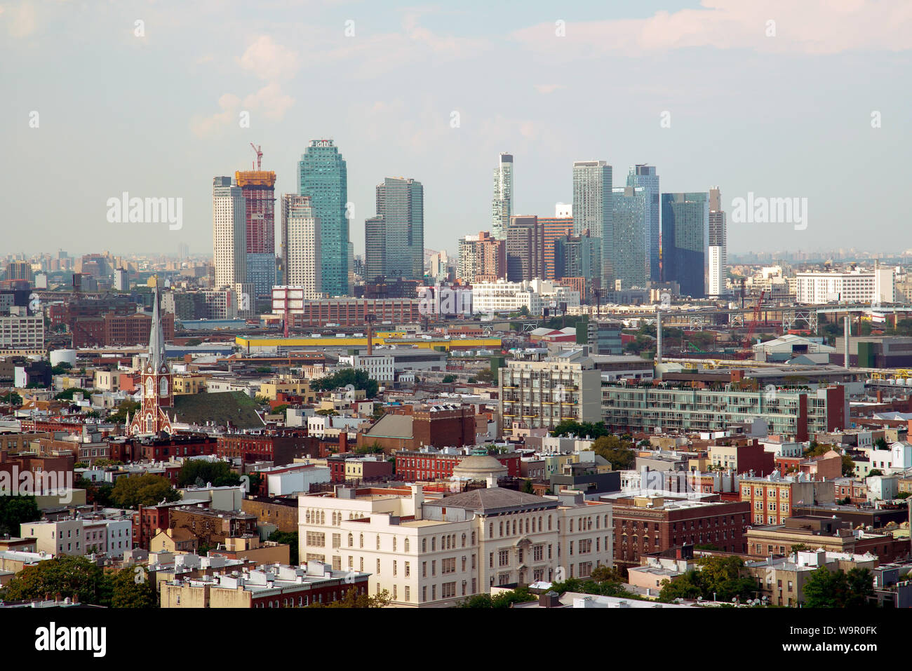 View manhattan from greenpoint brooklyn hires stock photography and