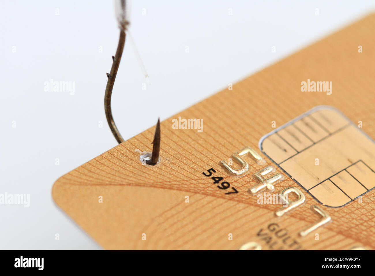 credit card fishing hooks Survival Titanium  CountyComm with a plethora of different hooks Credit card on fishing hi-res