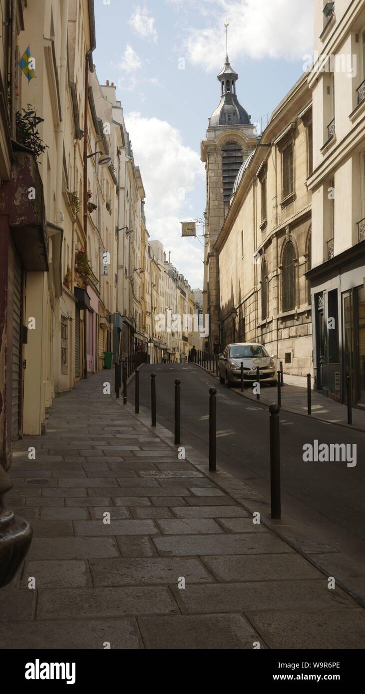 The Empty Summer Streets Of Paris Paris Gets Deserted During The Month Of August Stock Photo Alamy
