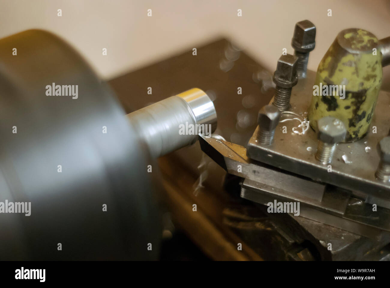 Chamfering tool lathe hires stock photography and images Alamy