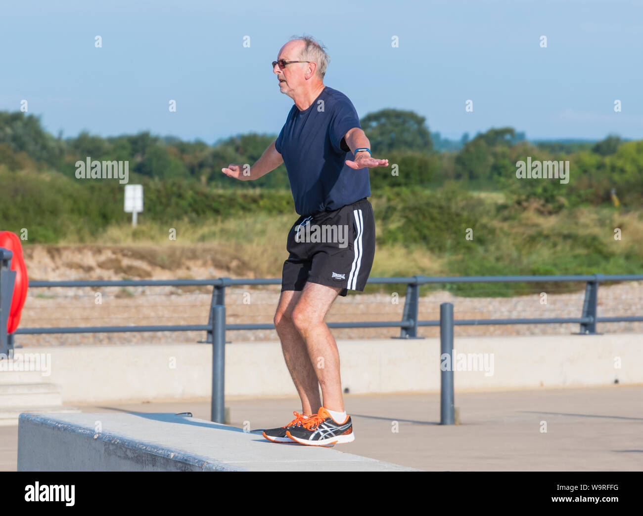 Exercises hi-res stock photography and images - Alamy