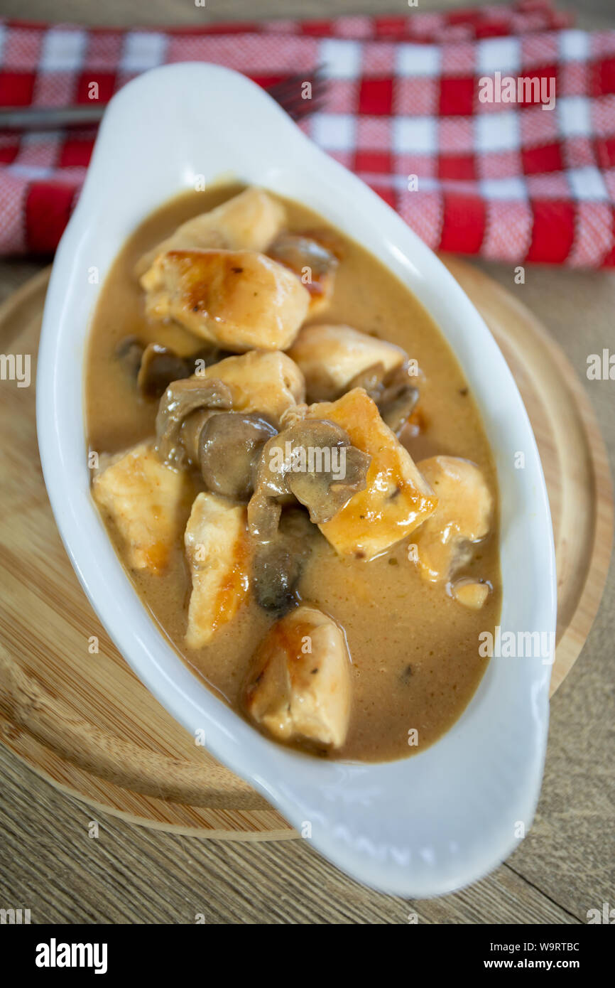chicken mushroom sauce Stock Photo - Alamy