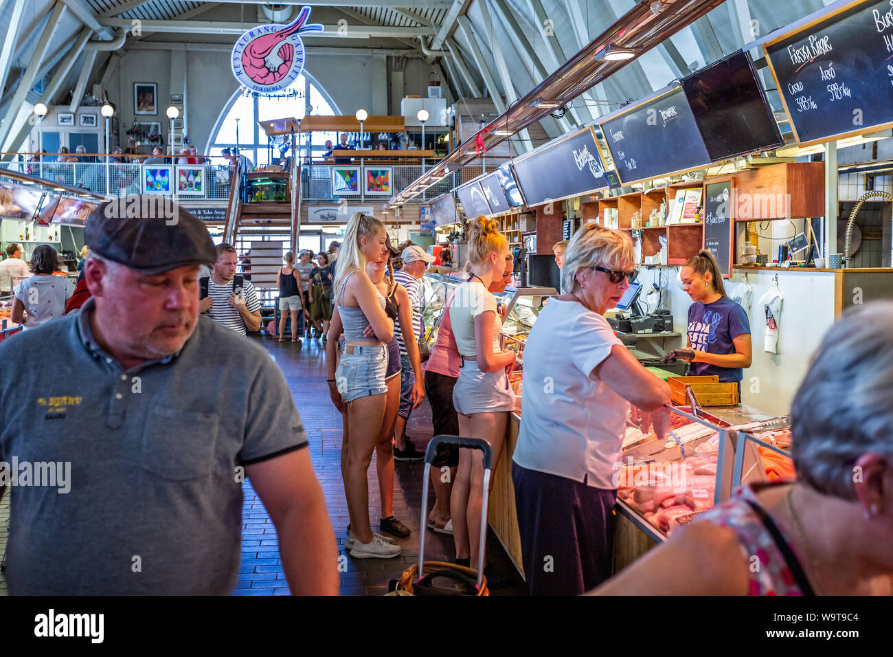 Feskekorka fish market in gothenburg sweden hires stock photography