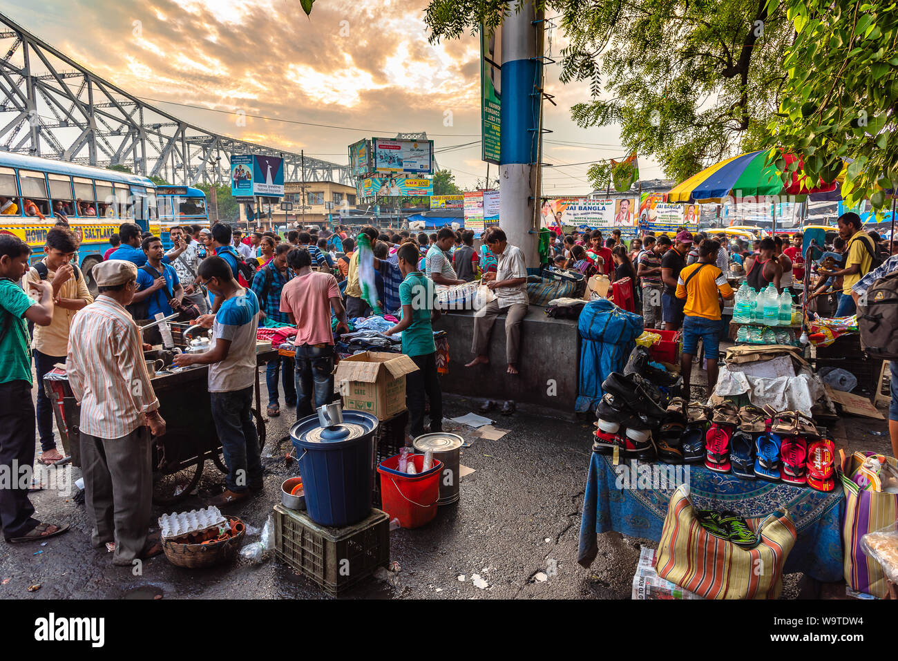 Kolkata, West Bengal/ India - August 11,2019. Street hawkers selling variety of things at the premises of Howrah Railway Station , overlooking the How Stock Photo