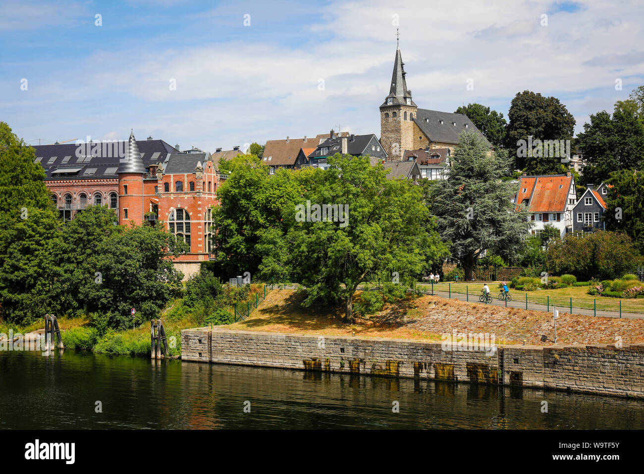 Essen, Ruhr area, North Rhine-Westphalia, Germany - Kettwig, the former independent weaver town has been a district of Essen since 1975, the old town Stock Photo