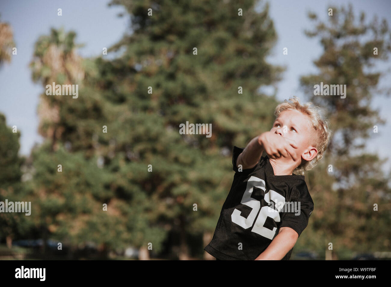 Elementary football hires stock photography and images Alamy