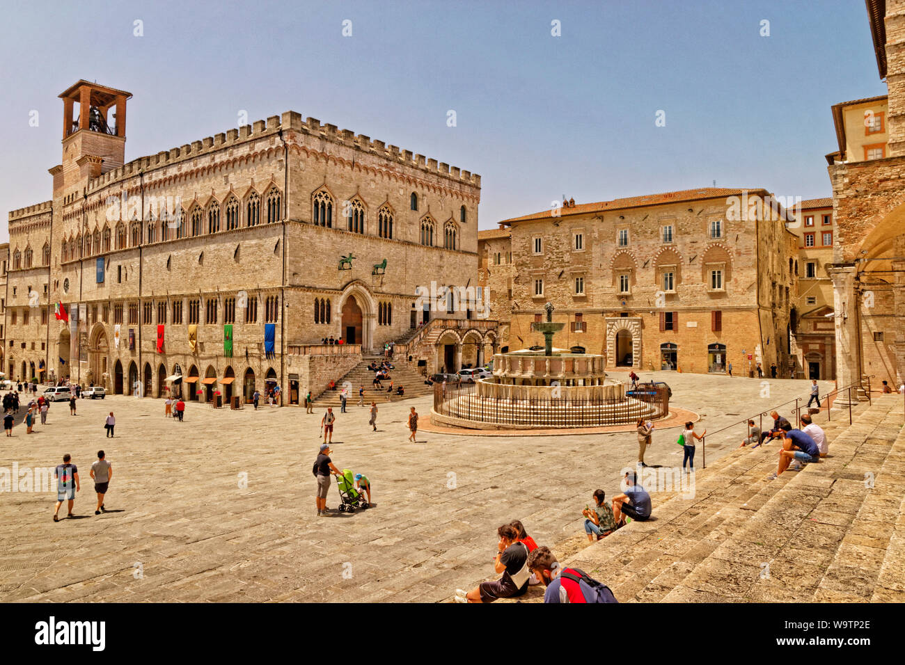 The Fontana Maggiore and the National Gallery of Umbriain the Piazza IV Novembre at Perugia in Umbria Province, Italy. Stock Photo