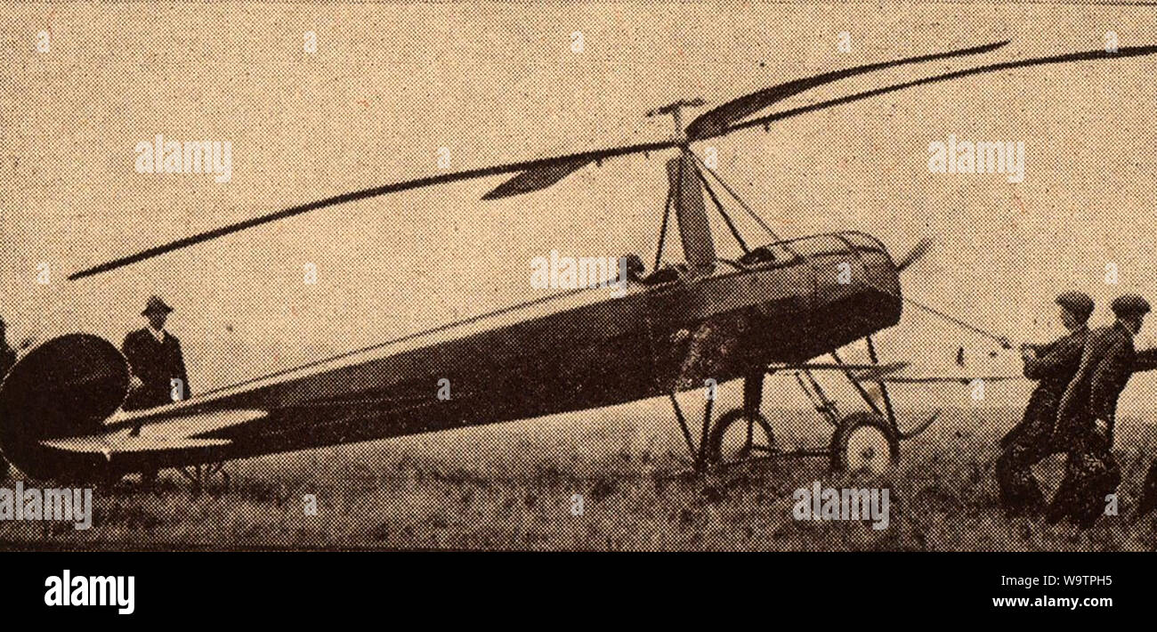 20 October  1925   Britain's first autogiro, the C6  (aka gyroplane or gyrocopter)  being tested at Farnborough. This picture  predates  the cierva autogiro  tested the following year by the Air Ministry.. Stock Photo