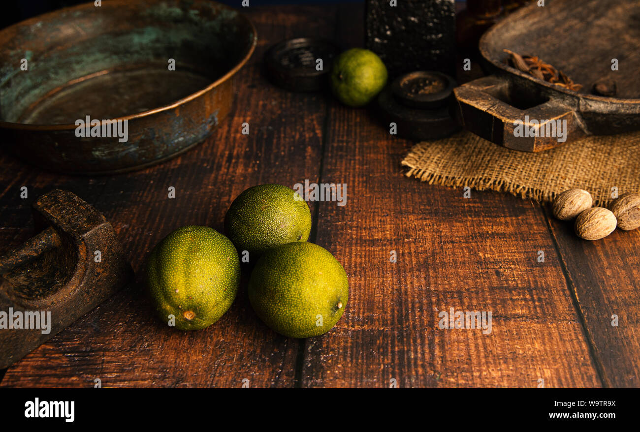 Fresh Limes farmhouse kitchen Stock Photo Alamy