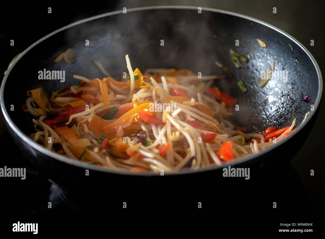 Preparing a stir fry Stock Photo - Alamy