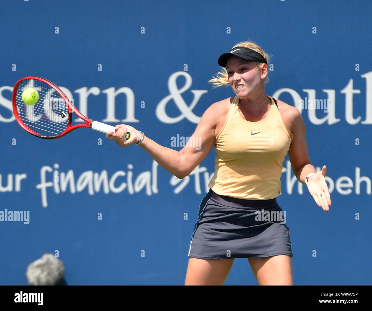 Vekic tennis hi-res stock photography and images - Page 2 - Alamy