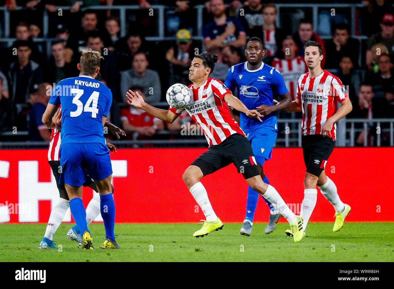 Eindhoven Netherlands 15th Aug 19 Fk Haugesund 15 08 19 Football Season 19 Qualification Match For Europa League Philips Stadium Psv Player Eric Gutierrez M Fk Haugesund Player Kevin Martin Krygard 2l Fk Haugesund