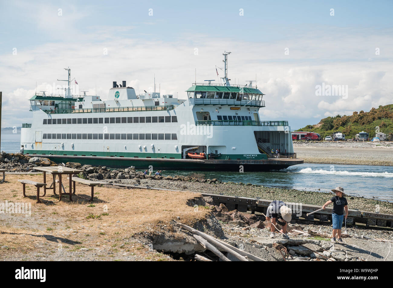 The Washington State ferry Kennewick leaves the Coupeville ferry dock