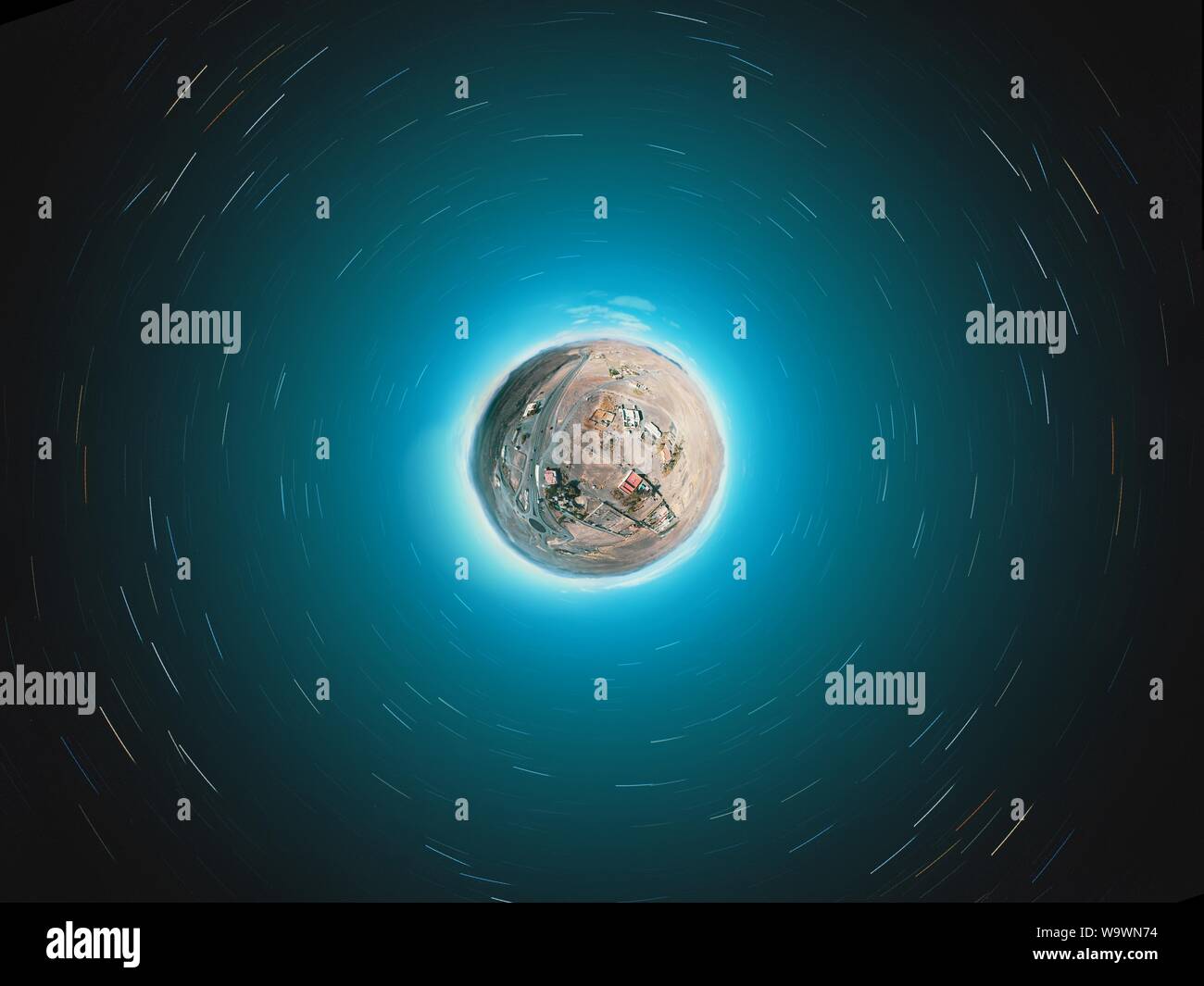 Fish eye lens globe hi-res stock photography and images - Alamy