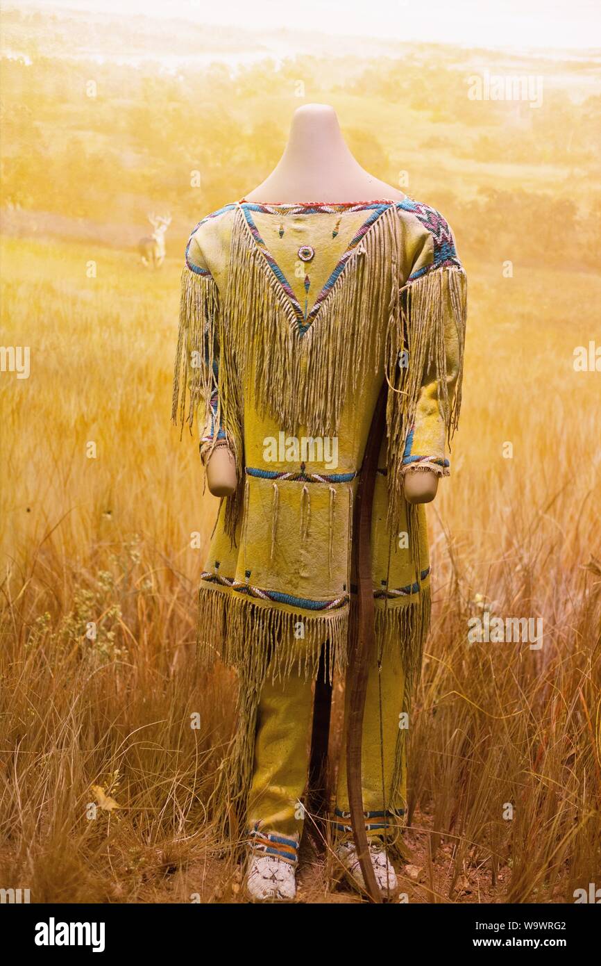 Buckskin clothing on display at Johnny Morris' Wonders of Wildlife National  Museum and Aquarium in Springfield, MO, USA Stock Photo - Alamy