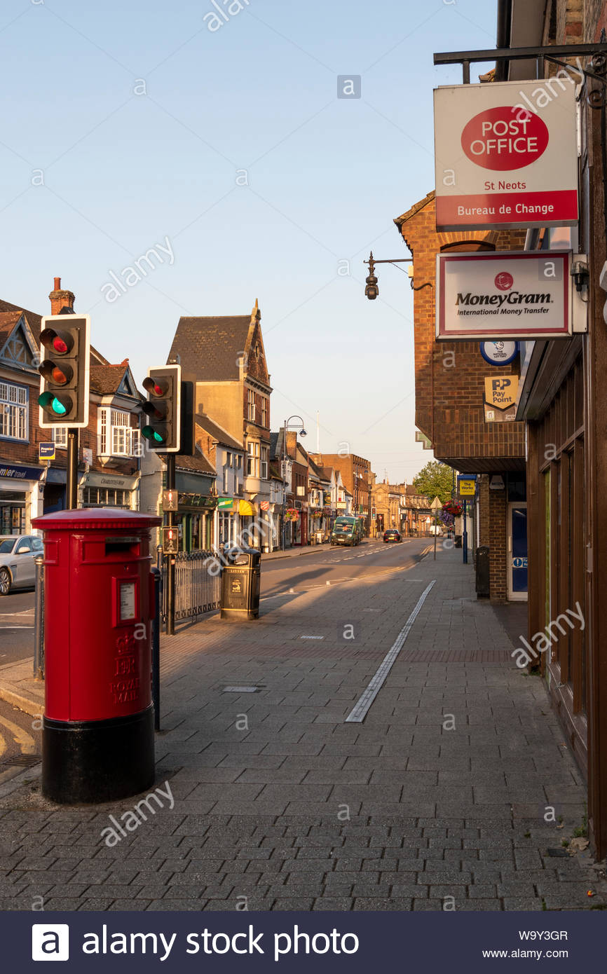 People In Commercial St High Resolution Stock Photography and Images