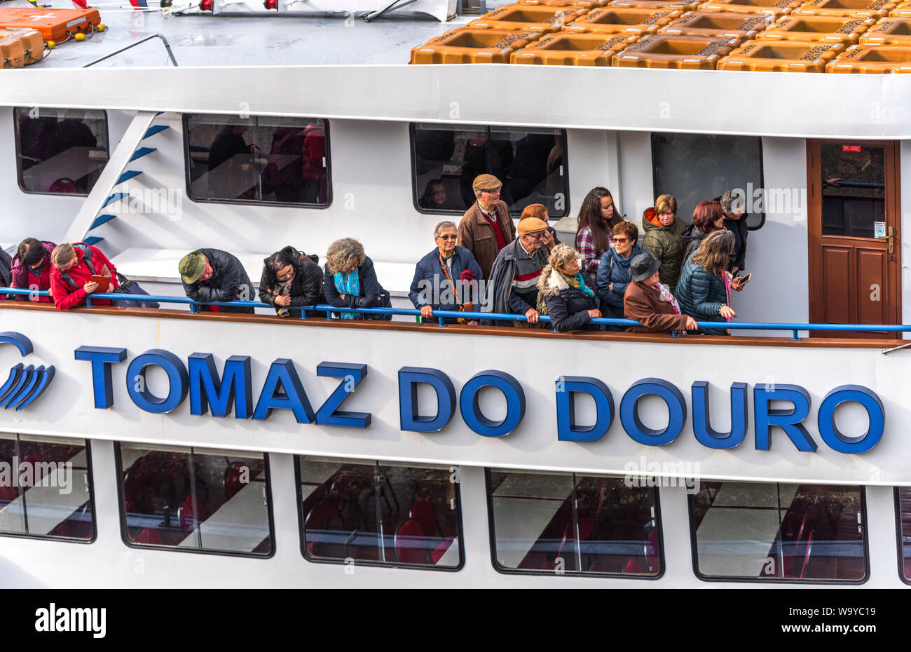 Douro cruise hi-res stock photography and images - Alamy