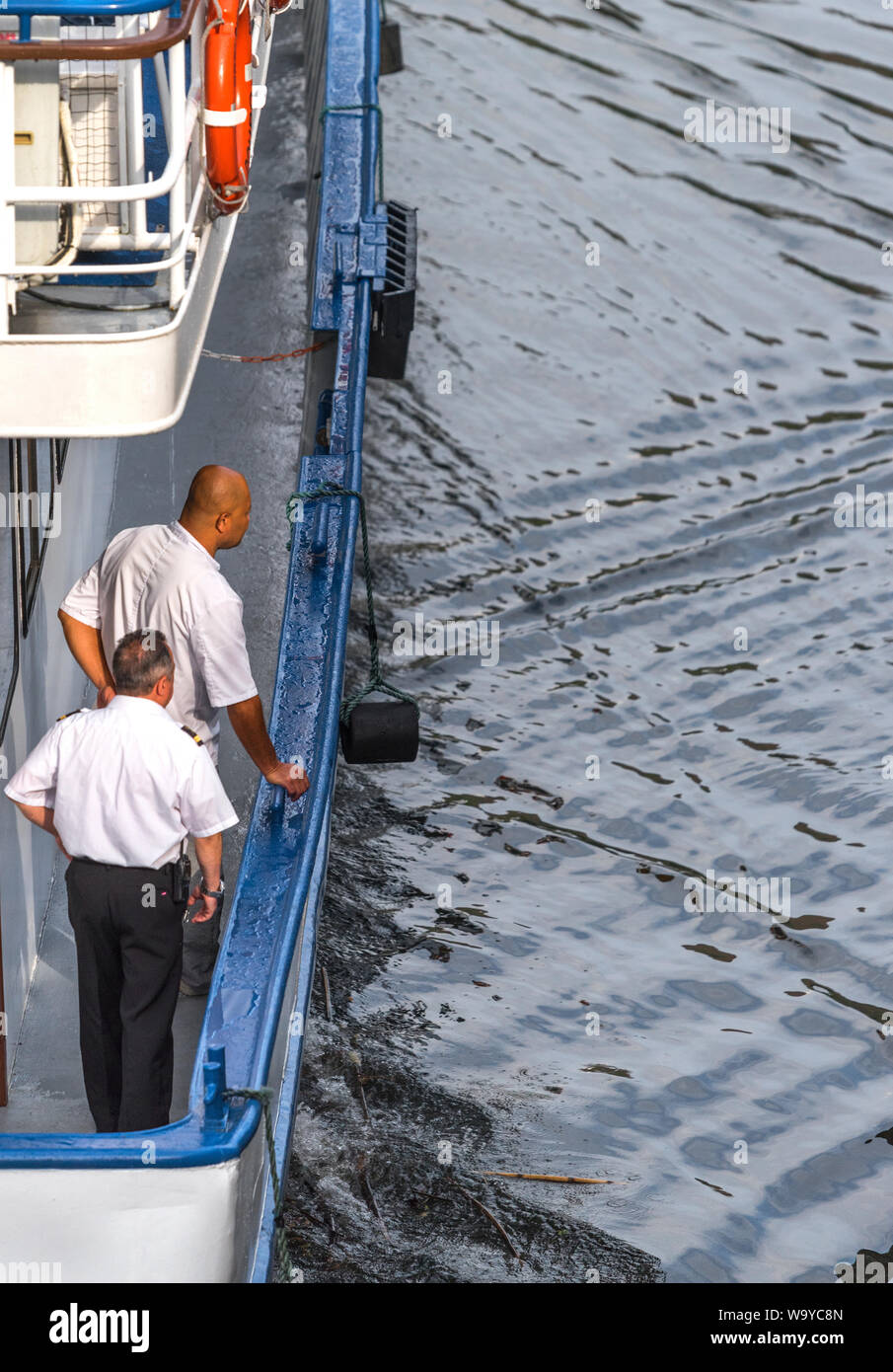 Douro cruise hi-res stock photography and images - Alamy