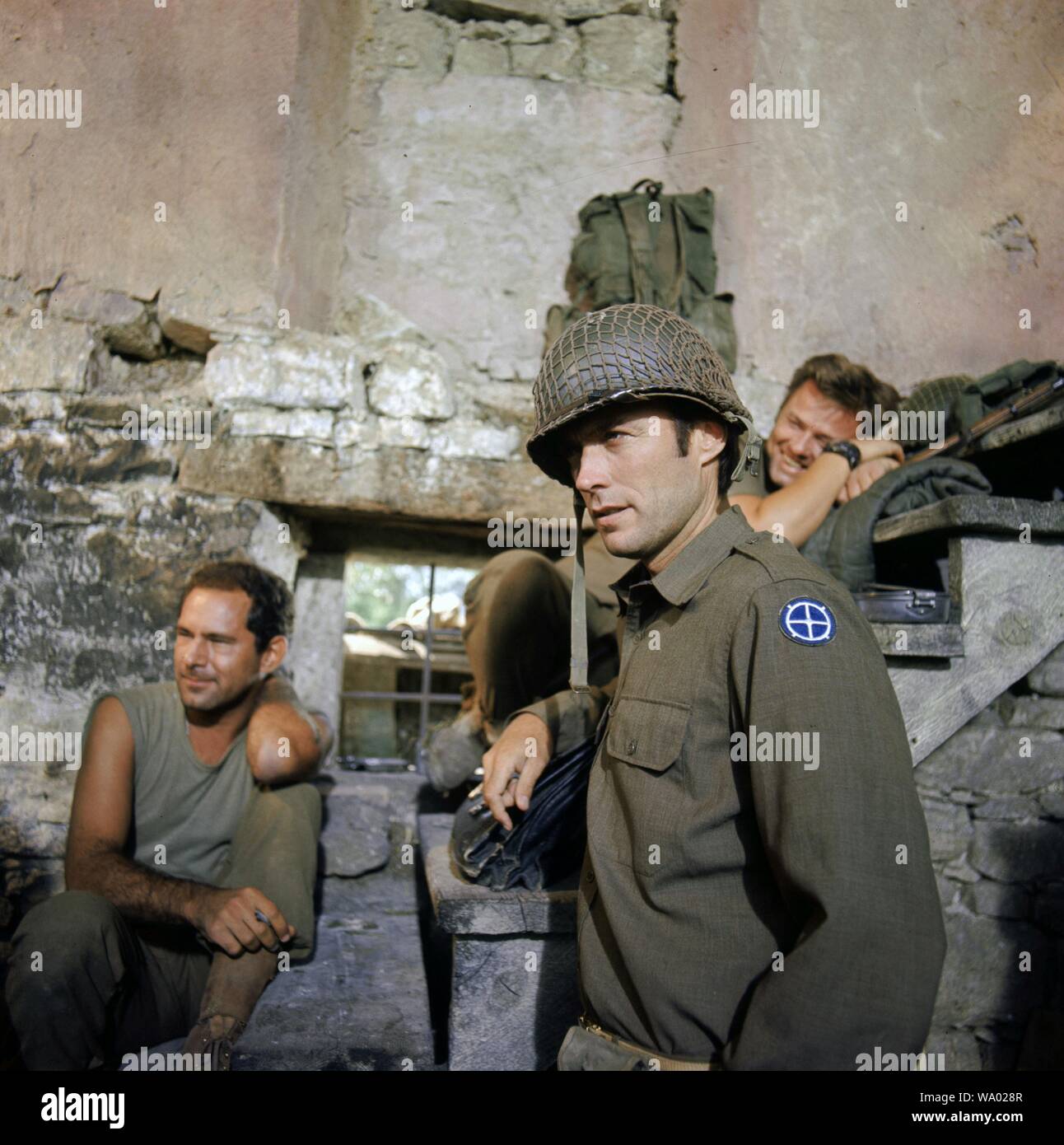 CLINT EASTWOOD in KELLY'S HEROES (1970), directed by BRIAN G. HUTTON. Credit: M.G.M / Album Stock Photo