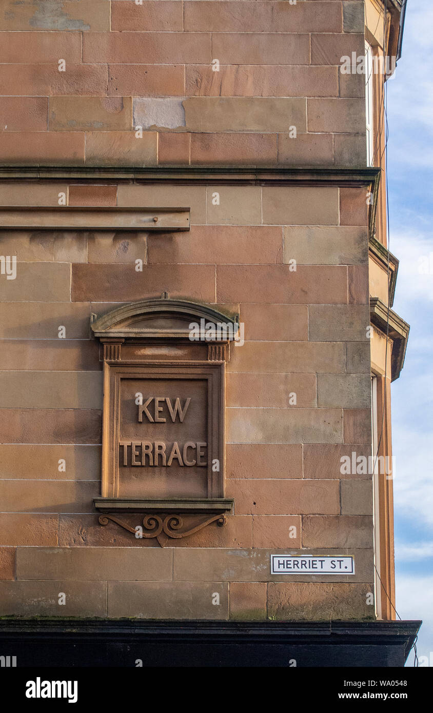 Glasgow, Scotland, UK. 5th January 2017 Old street signs with modern