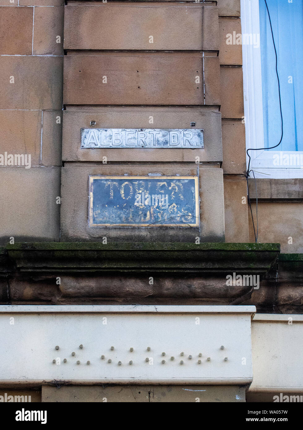 Glasgow, Scotland, UK. 5th January 2017 Old street signs with modern