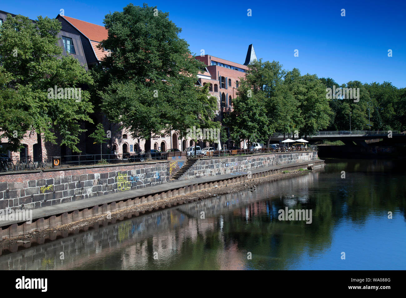 Waterfront at the Ilmenau in the old town of Lüneburg, Germany, 30057087 *** Local Caption *** Stock Photo