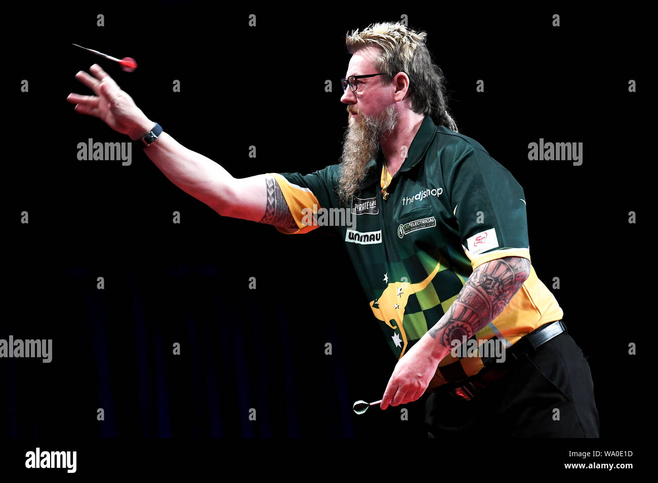 16th August 2019; The Melbourne Arena, Hisense Arena, Melbourne, Victoria, Australia; Professional Darts Corporation, Melbourne Darts Masters; Simon Whitlock throws in his match against Mick Lacey - Editorial Use Only. Stock Photo