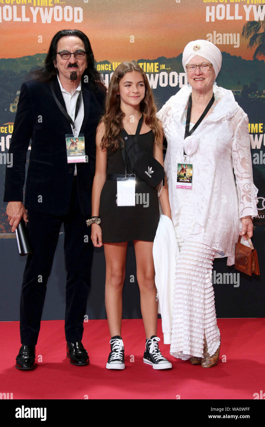 DiCaprio, his wife Peggy Ann Farrar and niece Normandie