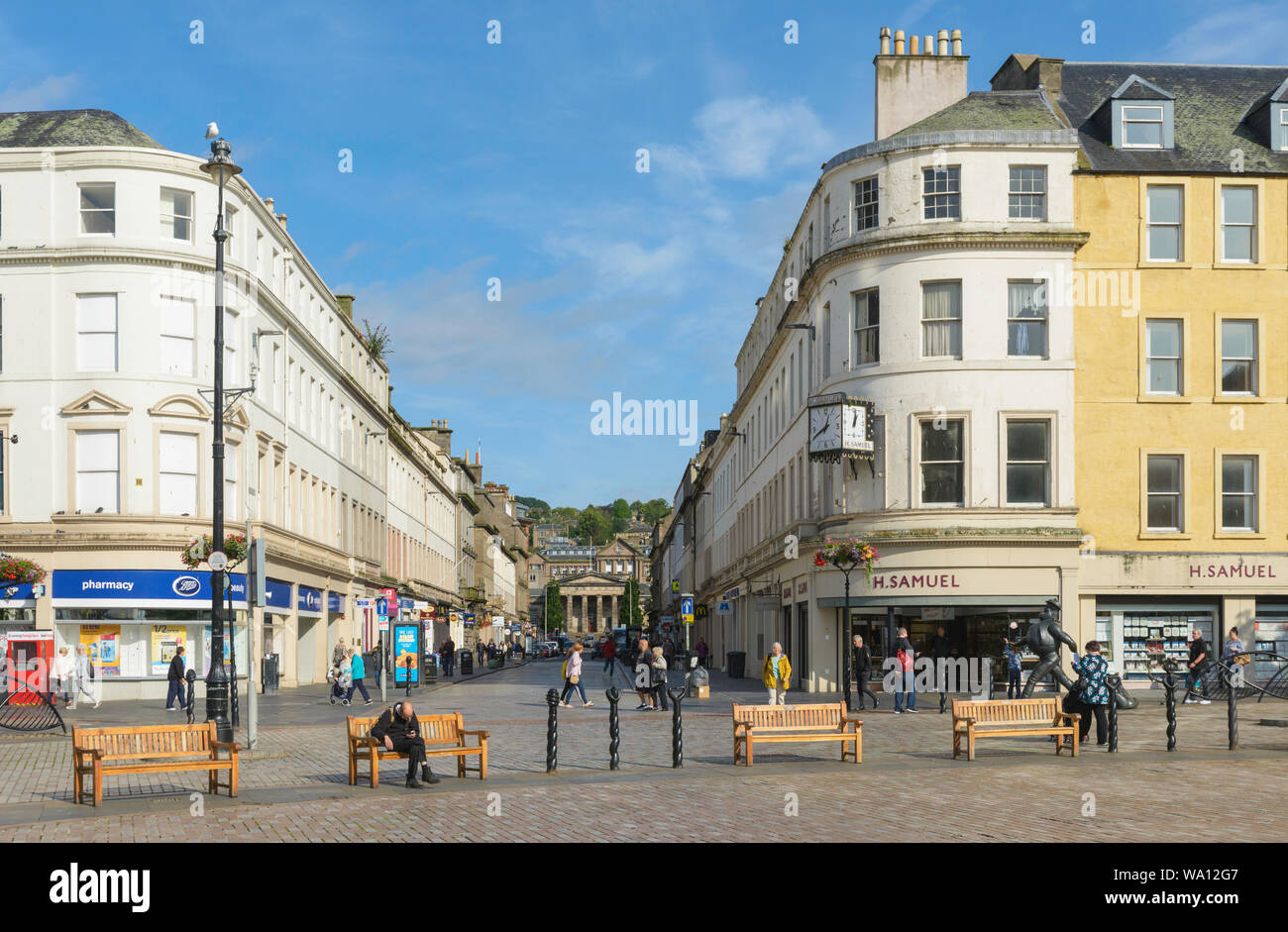 View Of Reform Street, Dundee, Tayside, UK Stock Photo - Alamy