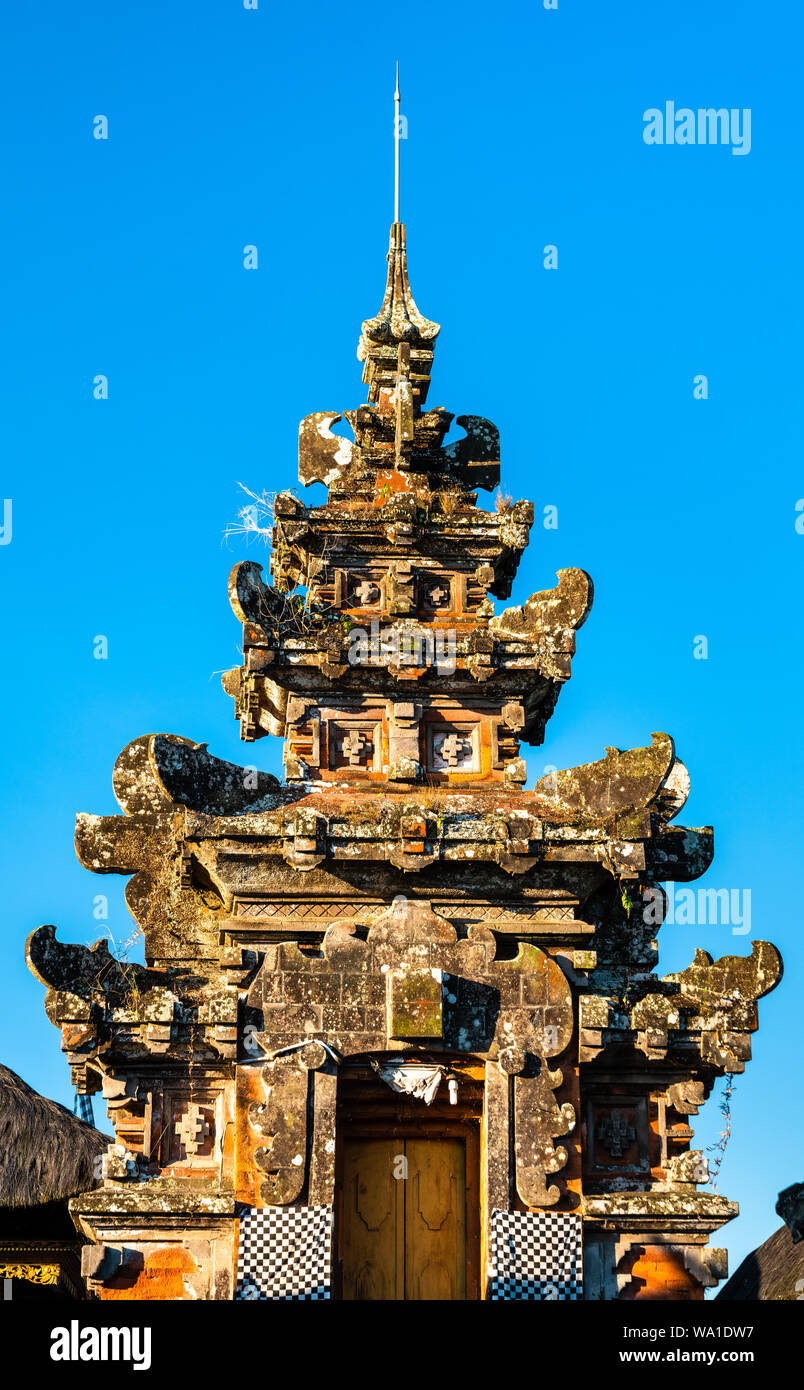 Altar temple in bali hi-res stock photography and images - Alamy