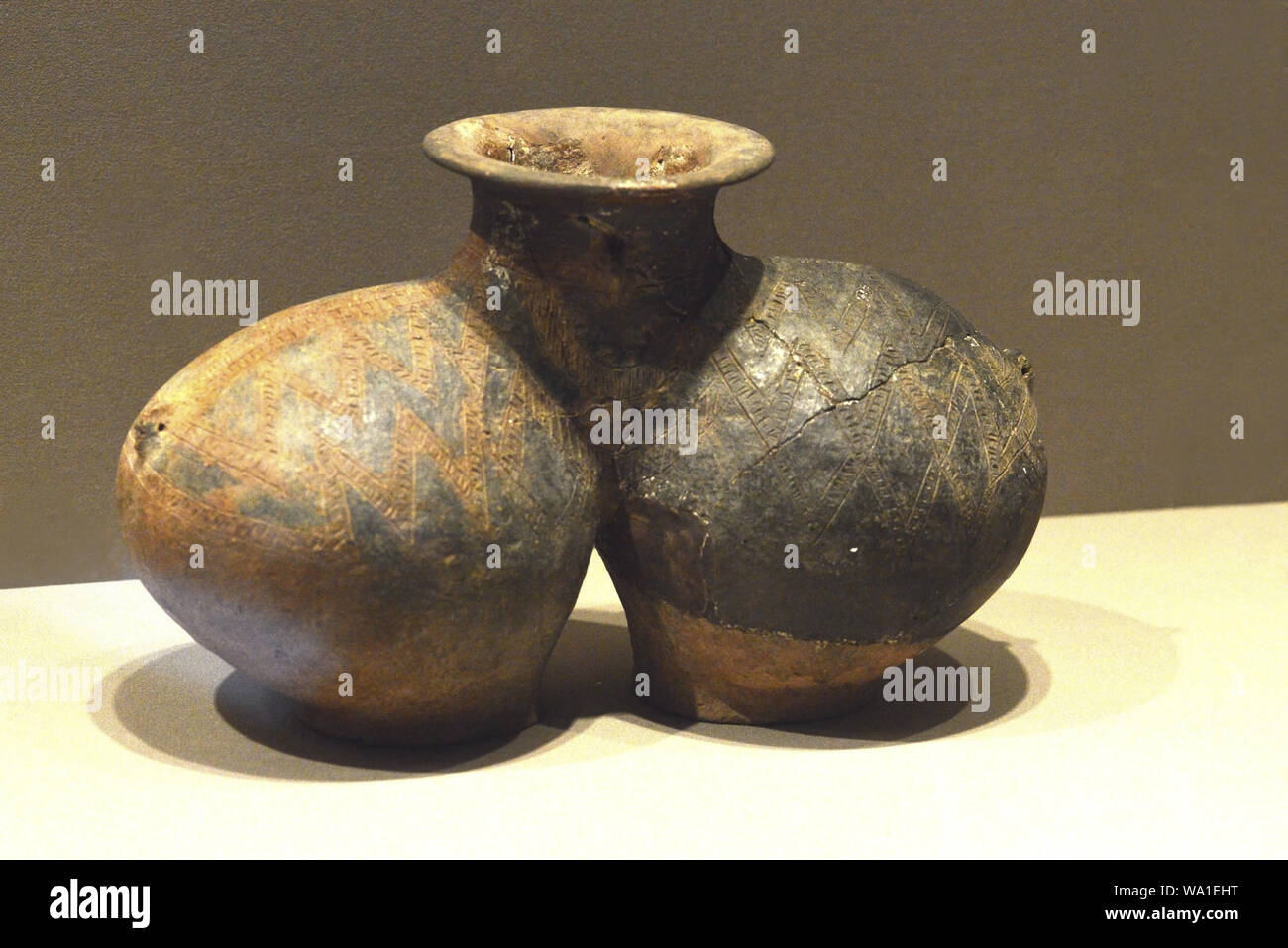 Cermaics Examples Stone age pottery hi-res stock photography and images - Alamy