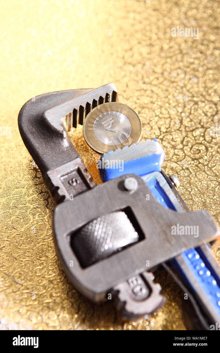 Indian ten rupee coin hires stock photography and images Alamy