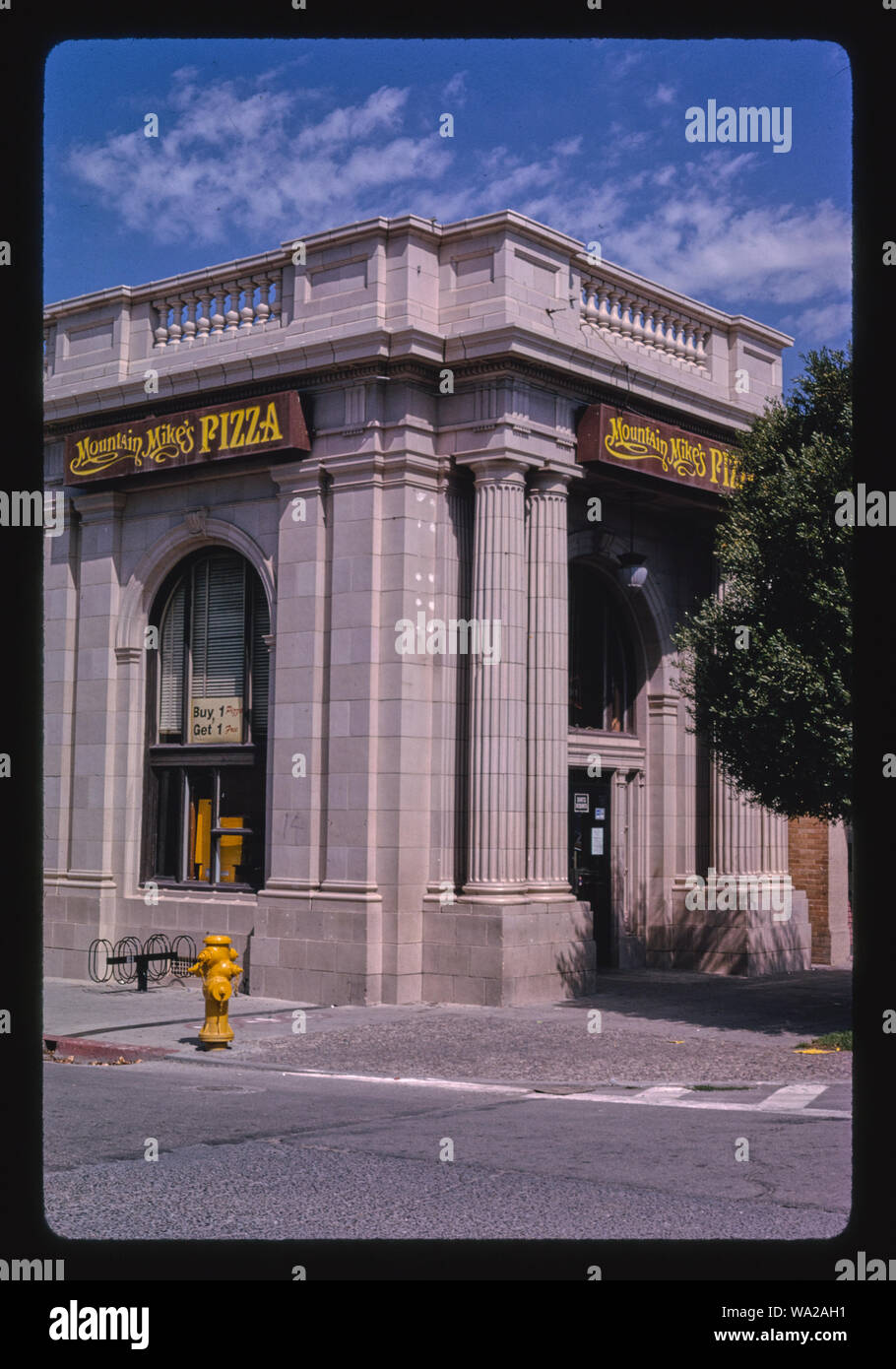 Mountain mikes pizza hires stock photography and images Alamy