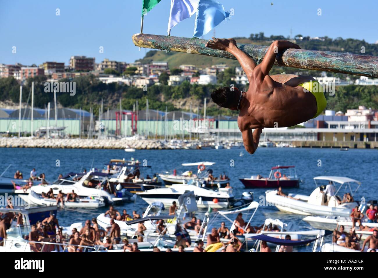 Pozzuoli, Italy. 15th Aug, 2019. The Pennone a Mare is a traditional competition that takes