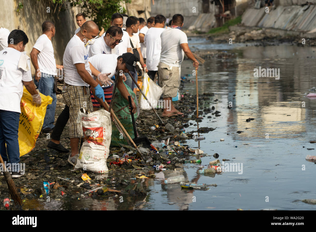 Cebu City, Philippines. 17th Aug, 2019. Thousands of Government