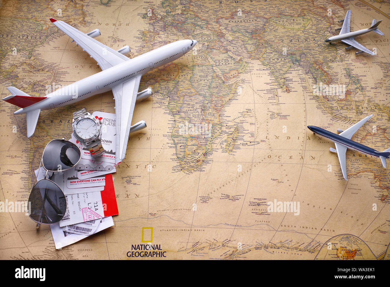 Model plane on map hi-res stock photography and images - Alamy